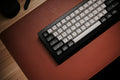 Bison Elite · Full-Grain Leather Desk Pad (Extended)